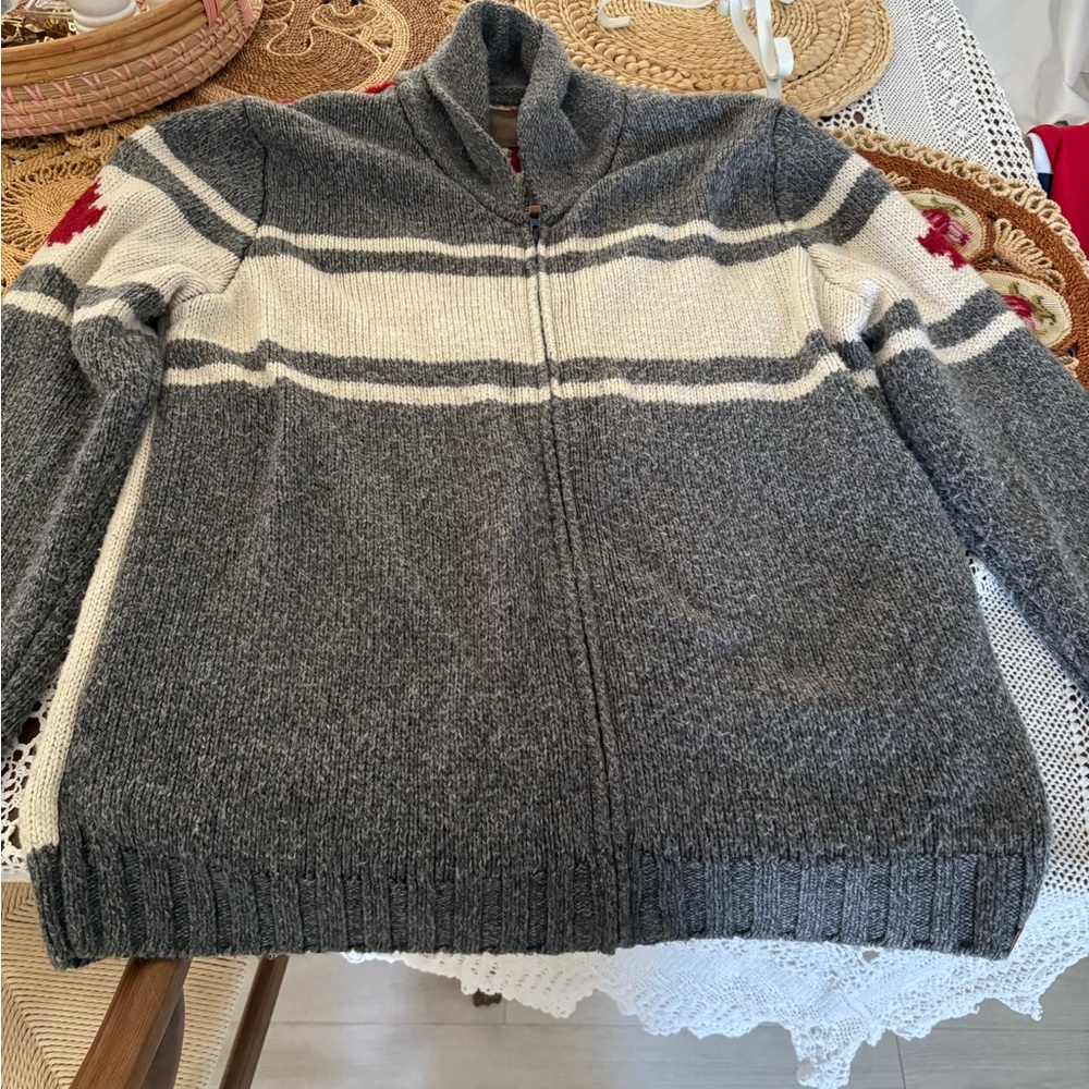 Cozy Gray and Cream Ski Sweater